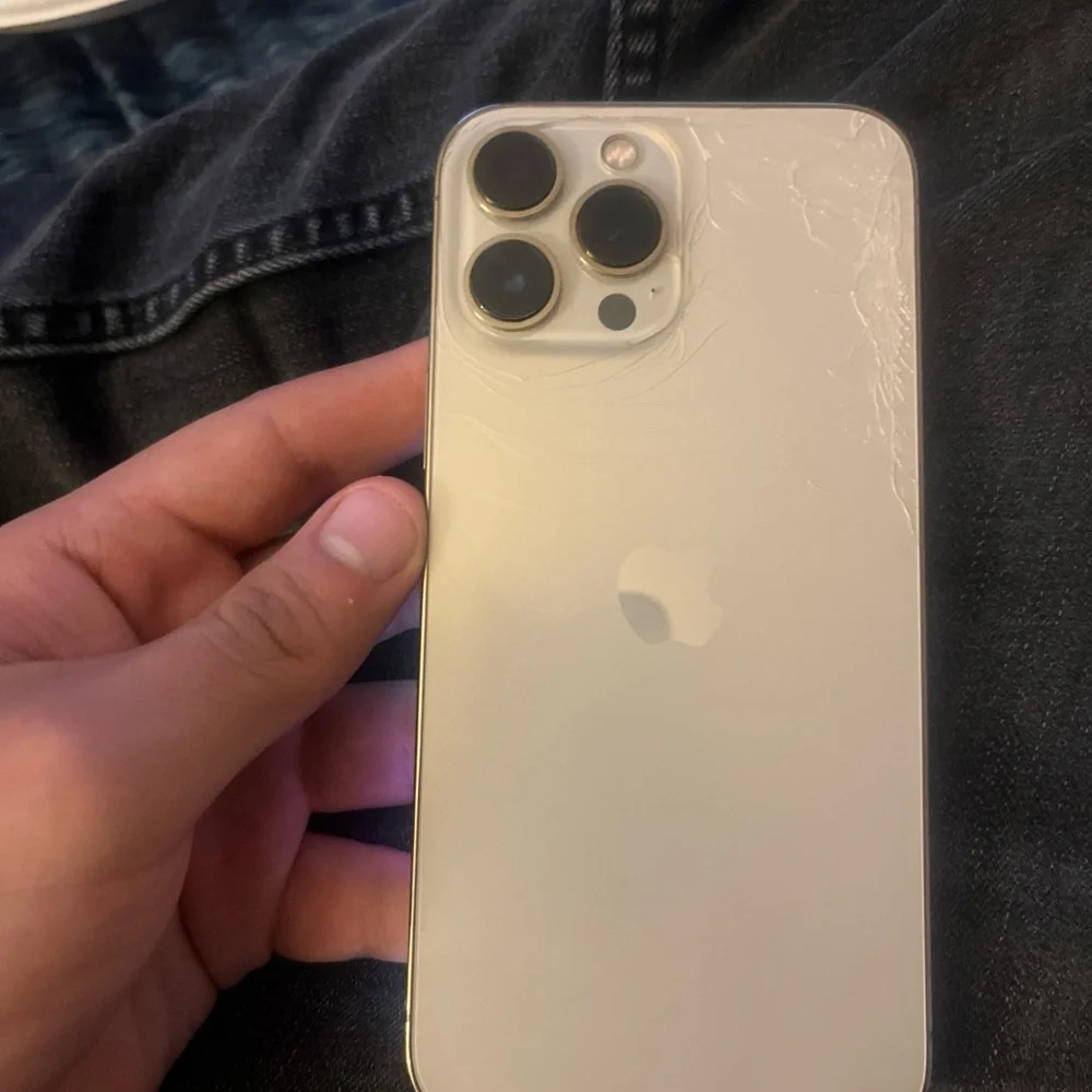 Apple iPhone in White